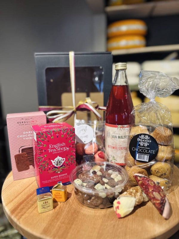 VALENTIJNSPAKKET LIEFDE GAAT DOOR DE MAAG