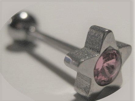 [15084]  Tongpiercing met ster