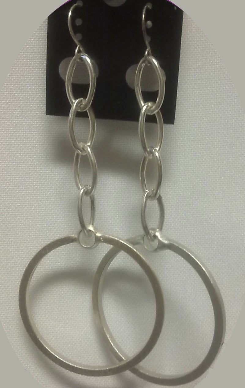 [10169]  Zilverkleurige oorhangers 