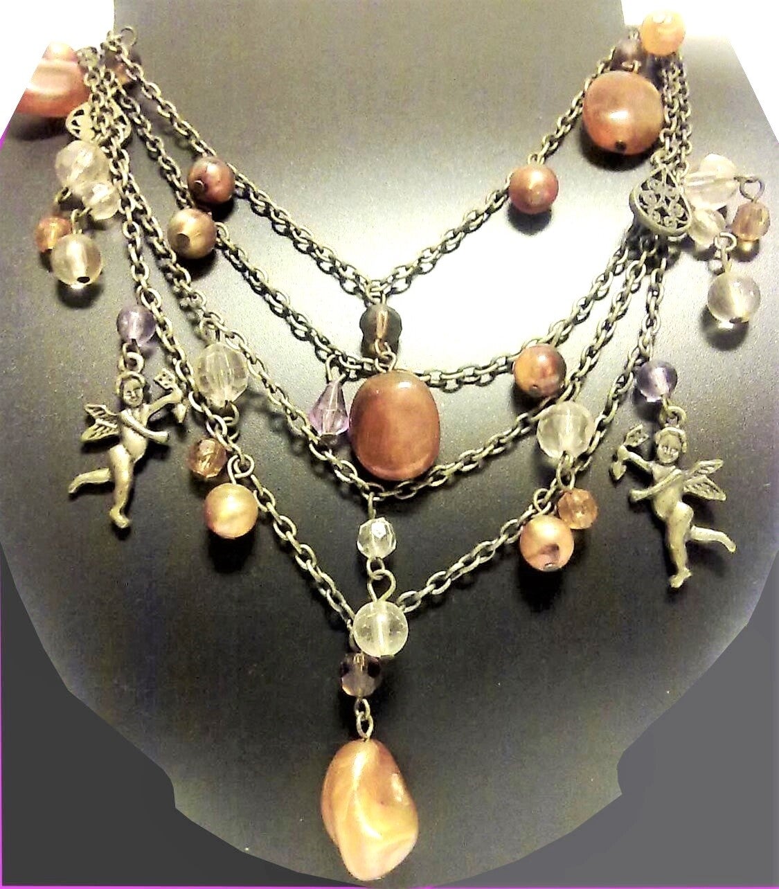 [8082]  Bronskleurige ketting met bruine kralen