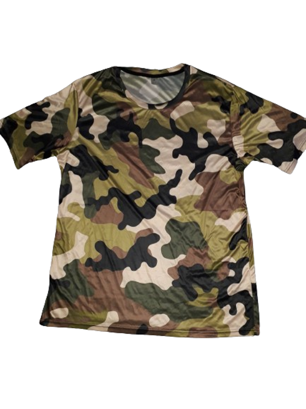 [29020]  Camouflage t-shirt maat L