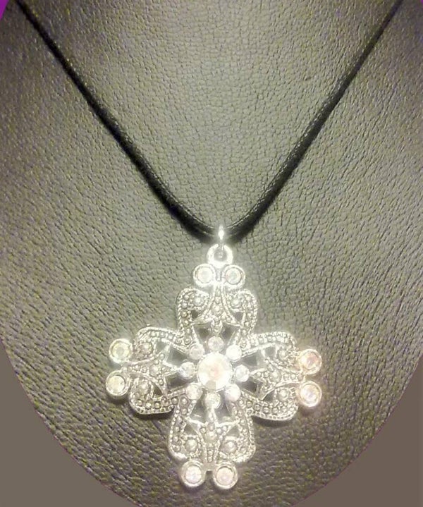 [8084]  Zwart koord met kruis 