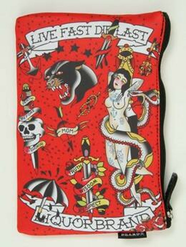 [51019]  Tasje/etui "Truth, wisdom, respect"