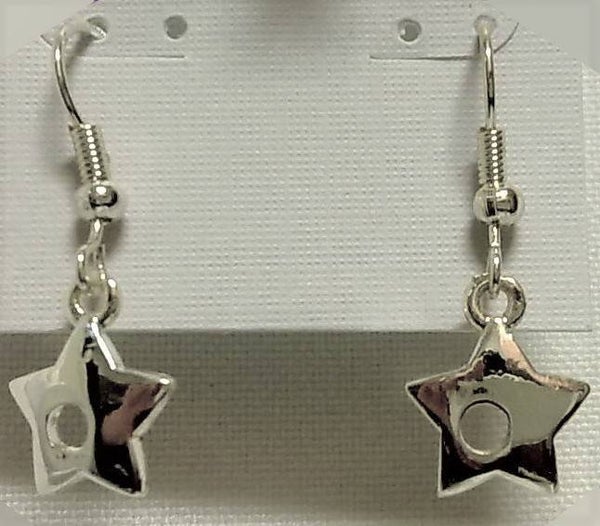 [10105]  Zilverkleurige oorhangers met sterretjes 