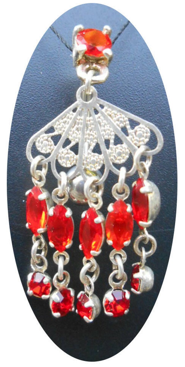 [14005]  Gothic chandelier reverse navelpiercing 