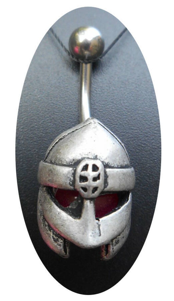 [14016]  Helmet navelpiercing 