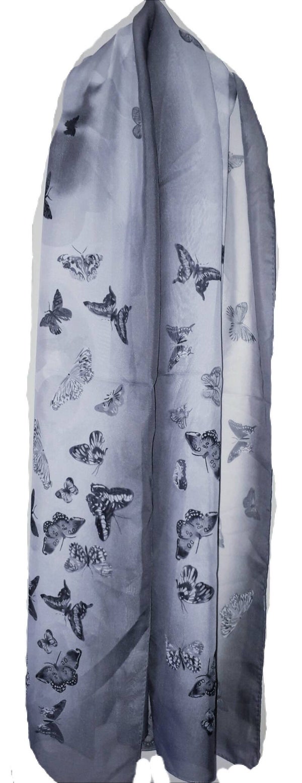 [16072]  Zwart/witte sjaal met vlinders