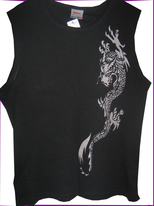 [28018]  Mouwloos zwart t-shirt met opdruk