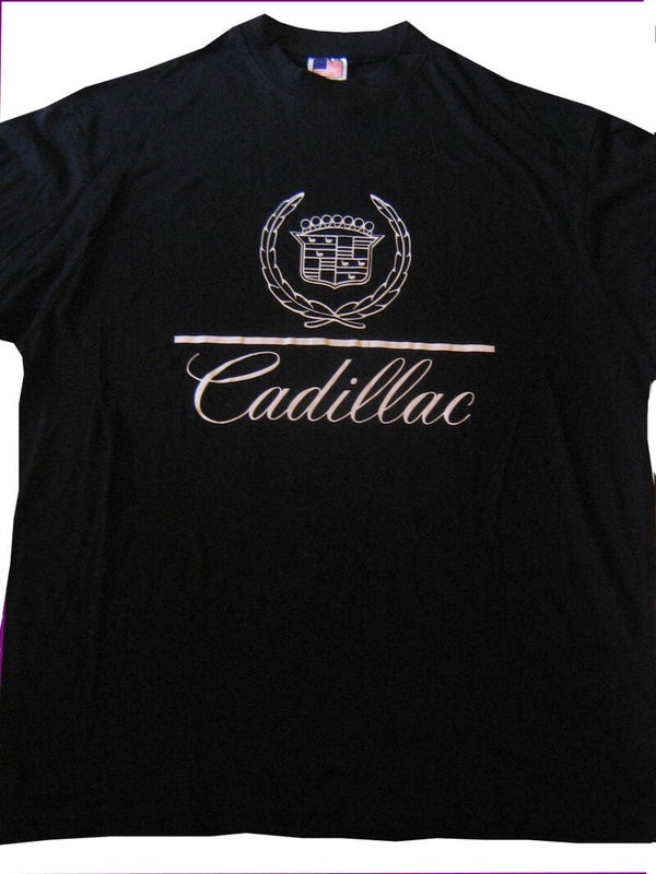 [29072]  Zwart t-shirt met opdruk Cadillac