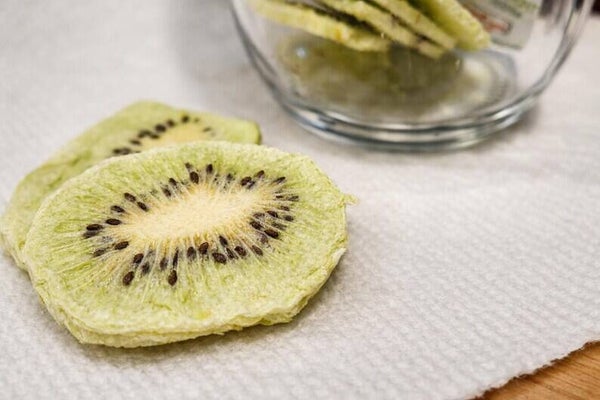 Organic Freeze Dried Kiwi Slices | Crunchy Natural Fruit Snack | Healthy Kid's Snacks Gluten Free Vegan
