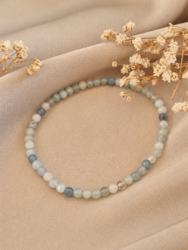 Aquamarin Edelstein Armband - Hör auf deine Stimme