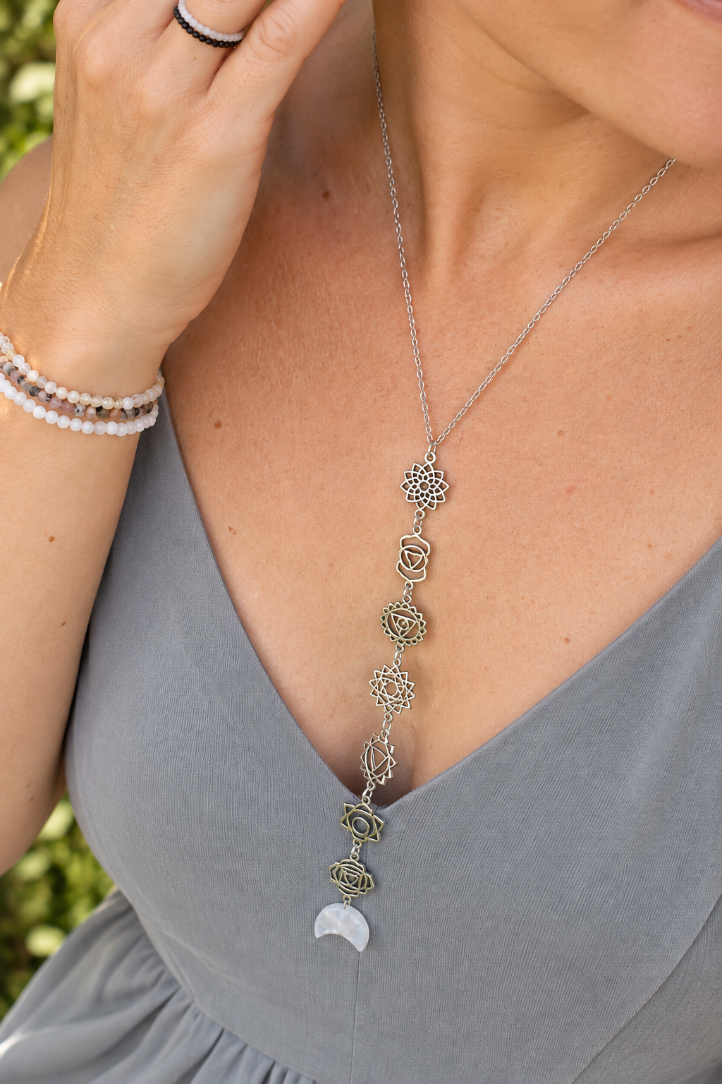 Chakra-Kette mit Bergkristall-Halbmond