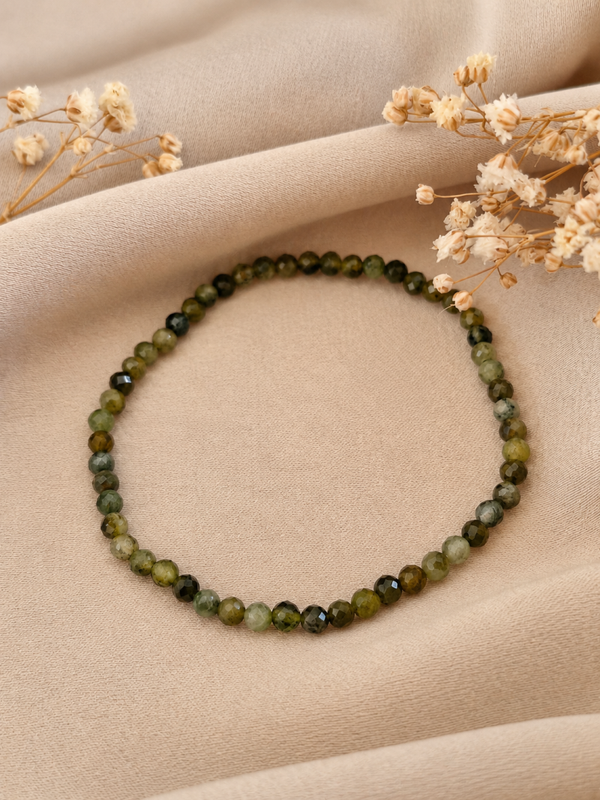 Grüner Turmalin Edelstein Armband – Wachse über dich hinaus