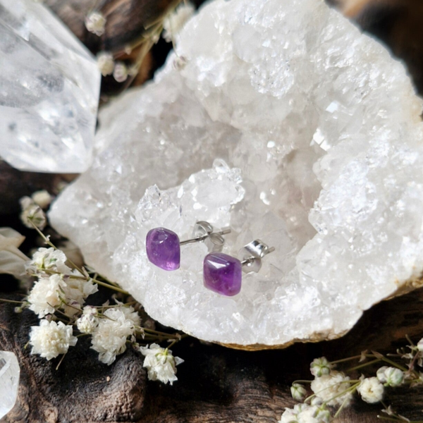 Amethyst Ohrstecker – Edelstahl & echter Edelstein
