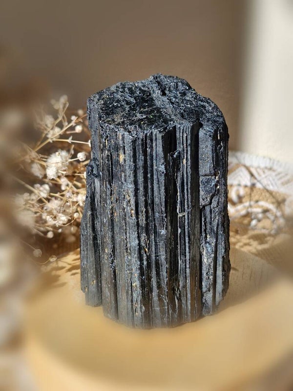 Schwarzer Turmalin (Schörl) – Rohstein Einzelstück ca. 7 cm | Brasilien