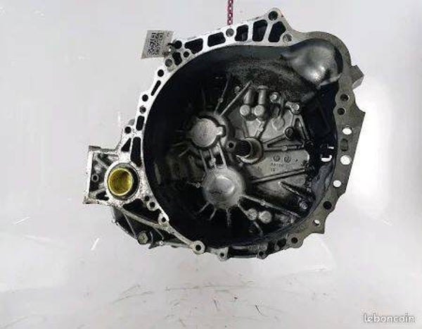 Boîte de vitesses manuelle d’occasion toyota corolla verso 2 phase 1 2.2 d-4d 136 – code ea62-6