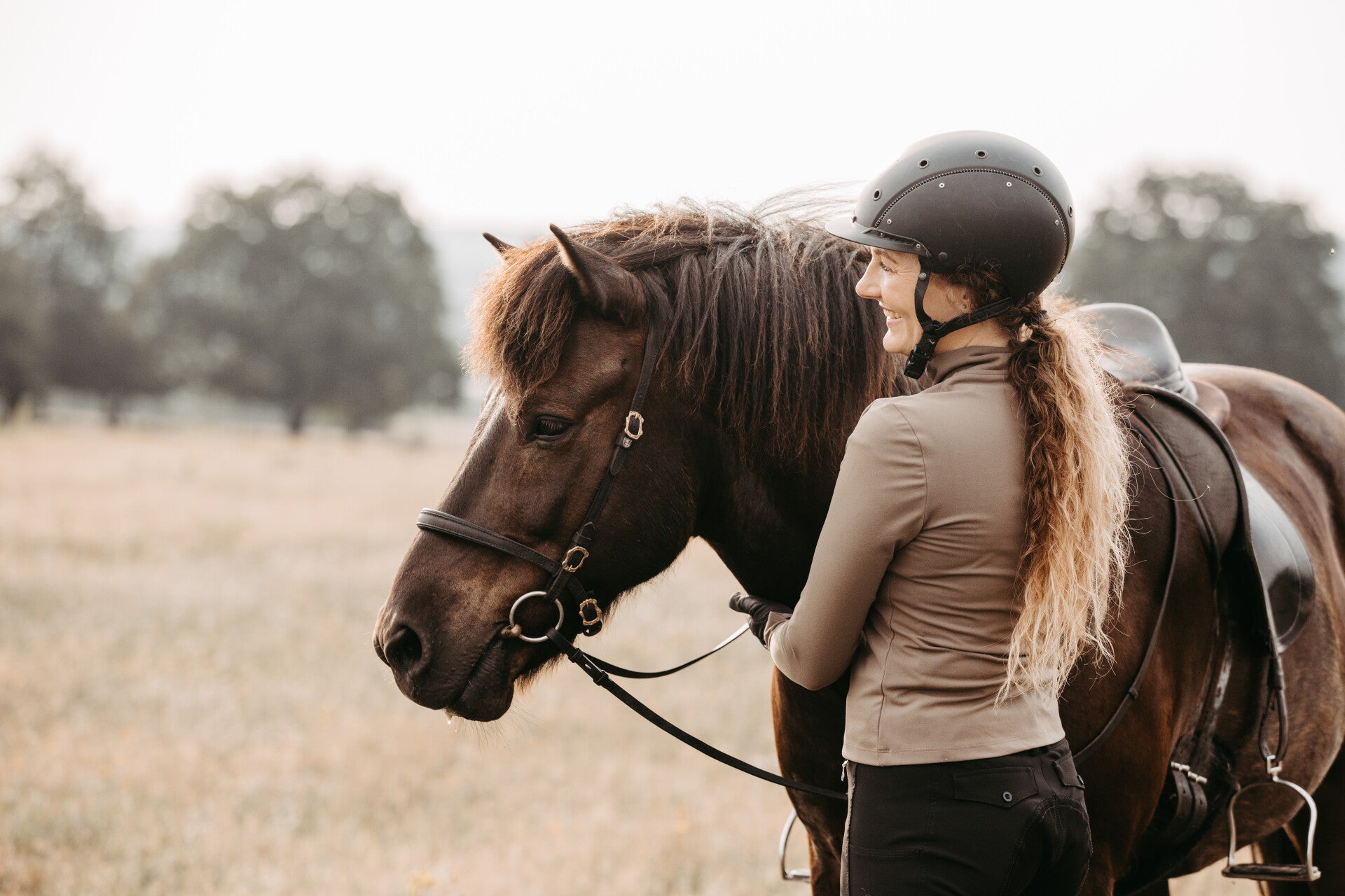 Katja Hochbein – Pferdewirtin, Osteopathin und Reitlehrerin bei Naturness Equine Kassel