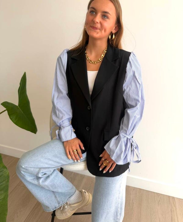Spring Iris Blazer Black