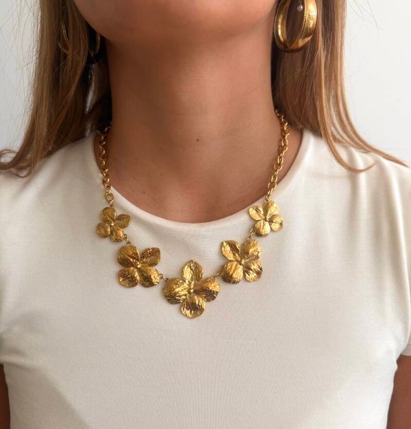 Daisy Necklace Gold