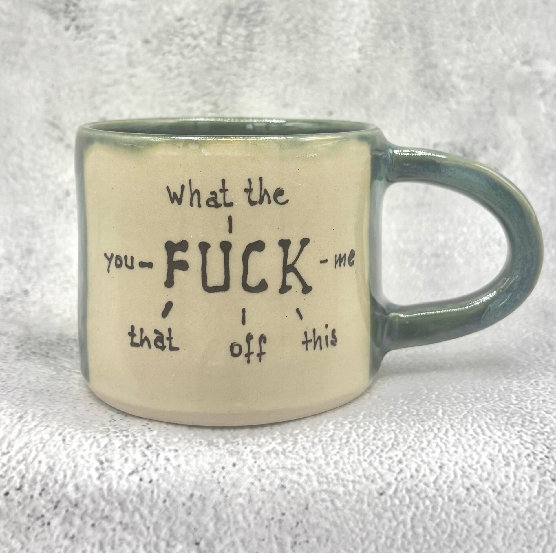 Handgemachte Keramiktasse „What the F*ck?!"