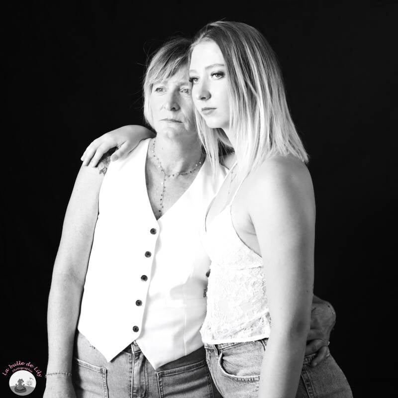 studio-m-re-fille-isa-et-lou-50-standard.jpg