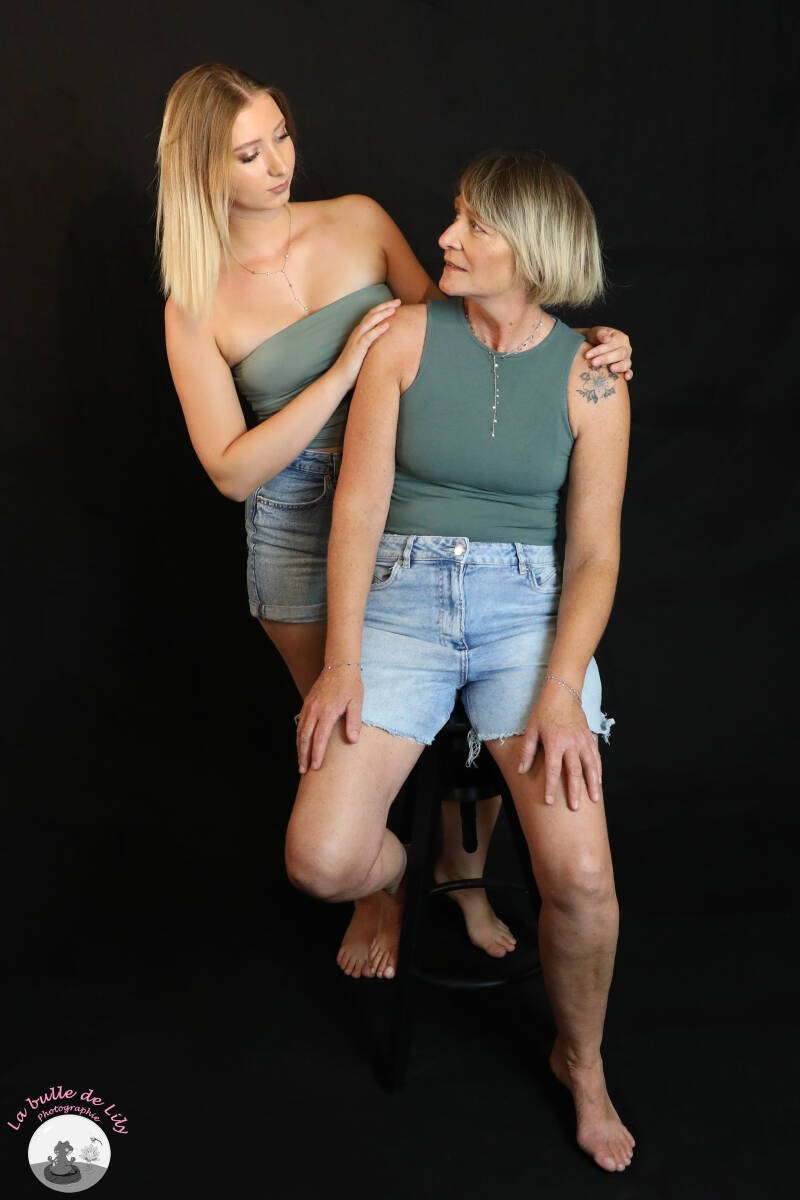 studio-m-re-fille-isa-et-lou-6-standard.jpg