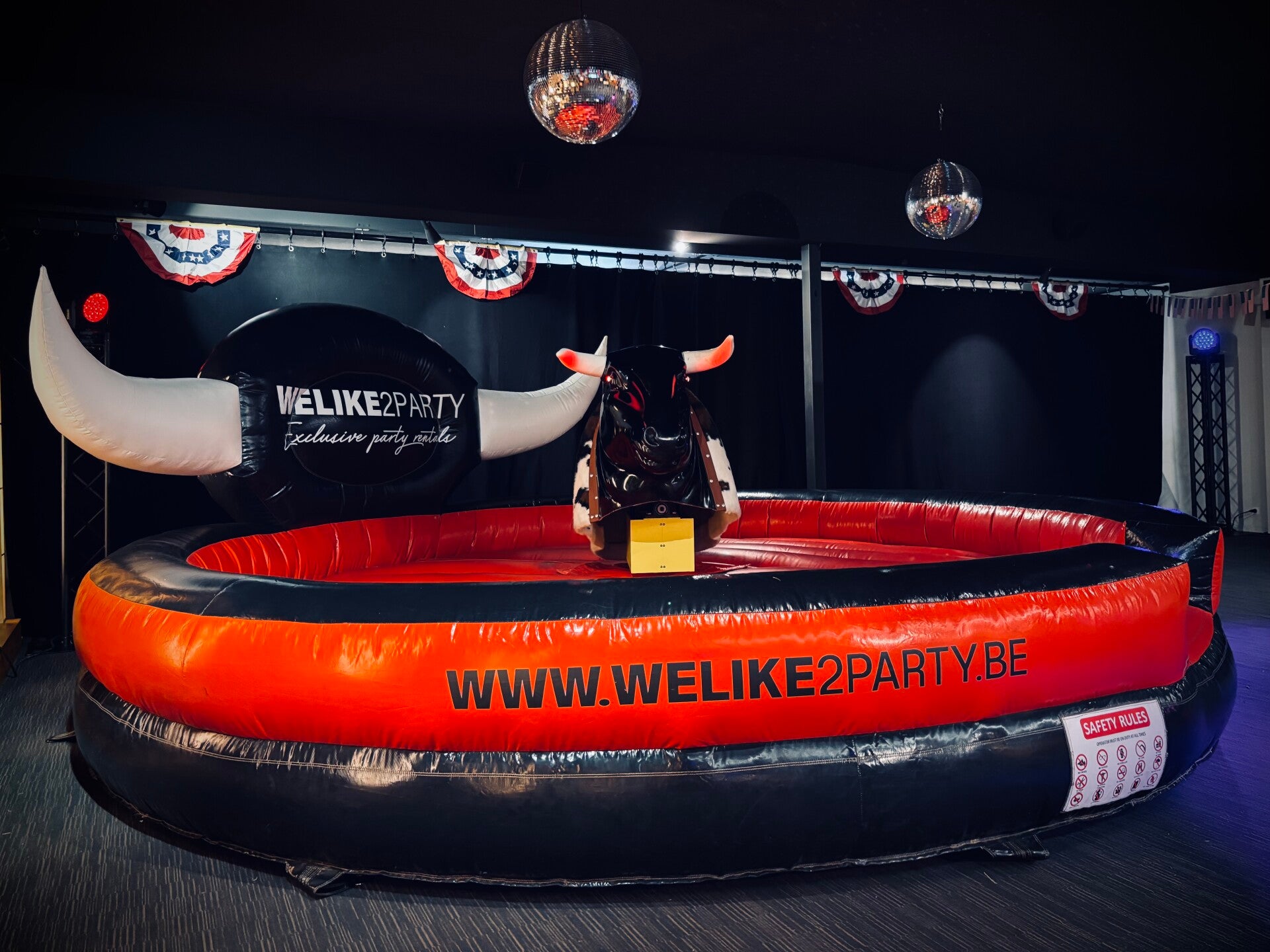 Rodeostier Jules The Bull tijdens een evenement