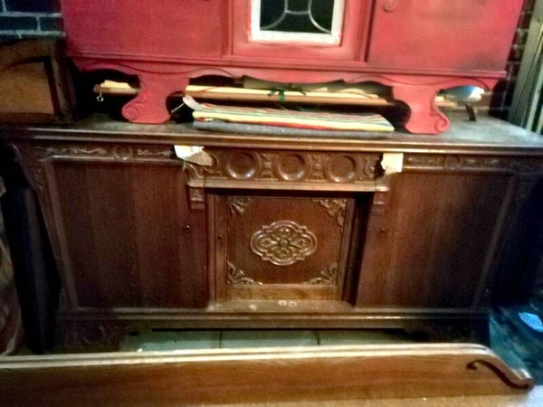 groot dressoir ongeschilderd met mooie details