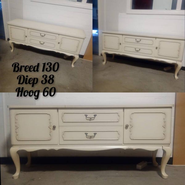 Dressoir queen Ann stijl