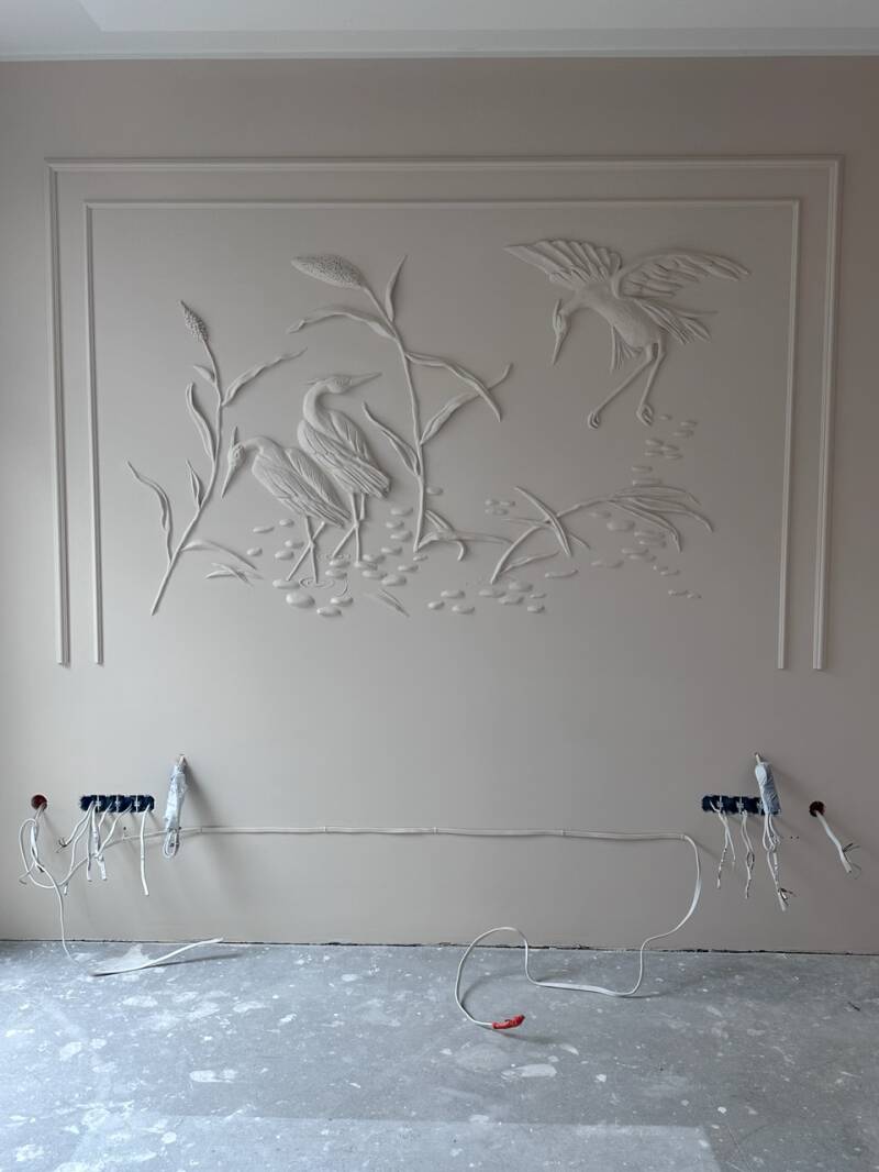 Płaskorzeźba ścienna z tynków mineralnych