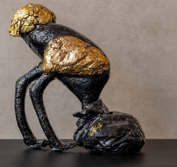 Ostrich 'Golddigger' - Monique de Kruijk