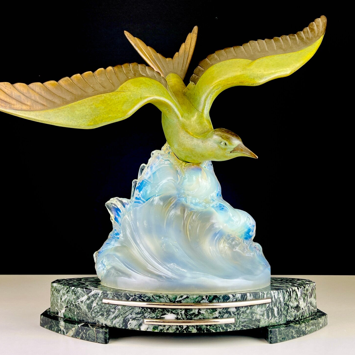 Art Deco Seagull - Table Lamp - Fritz Diller (attr.)