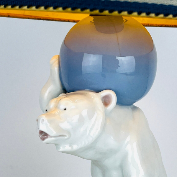Art Deco Circus Polar Bear - Table lamp - Porcelain