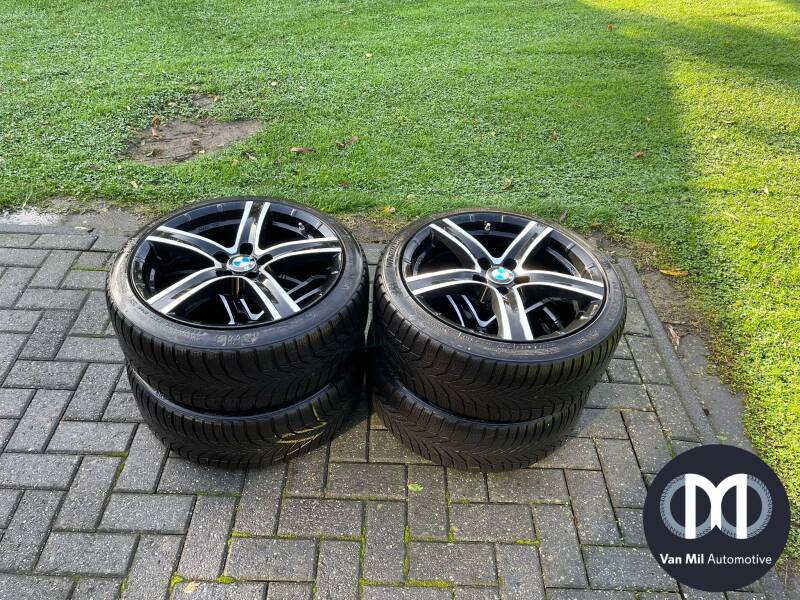 set-sportwiel-m135i-3-standard.jpg