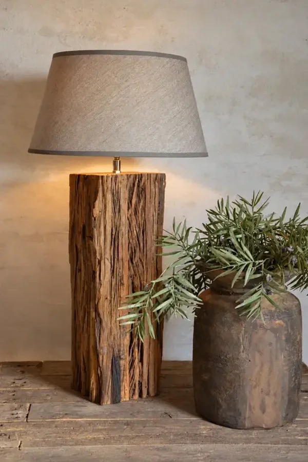 Mooie houten tafellamp