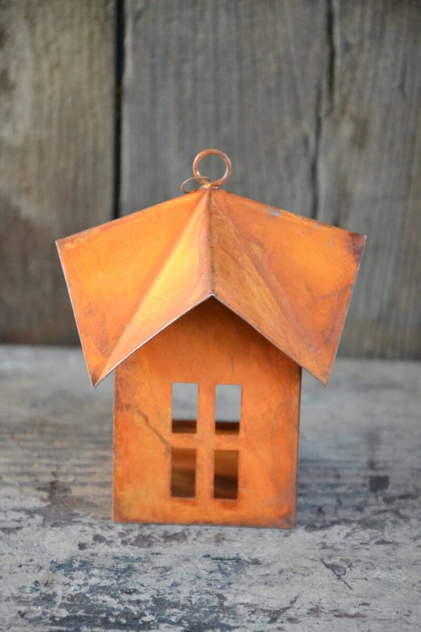 Ijzeren huisje met ketting
