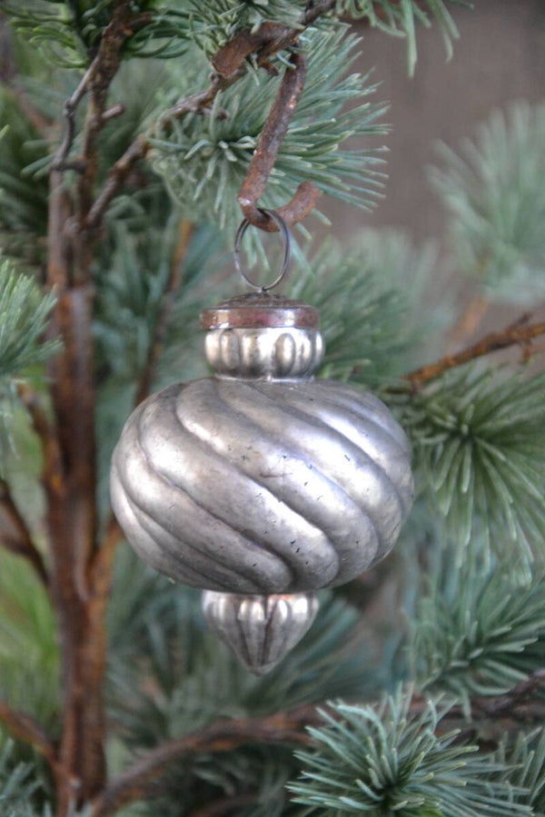 Kerstbal oud silver