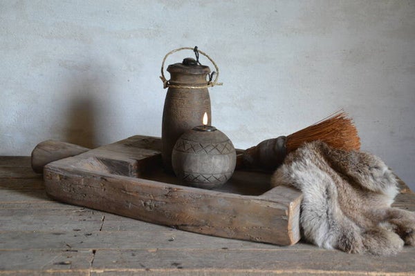 Oude houten schaal