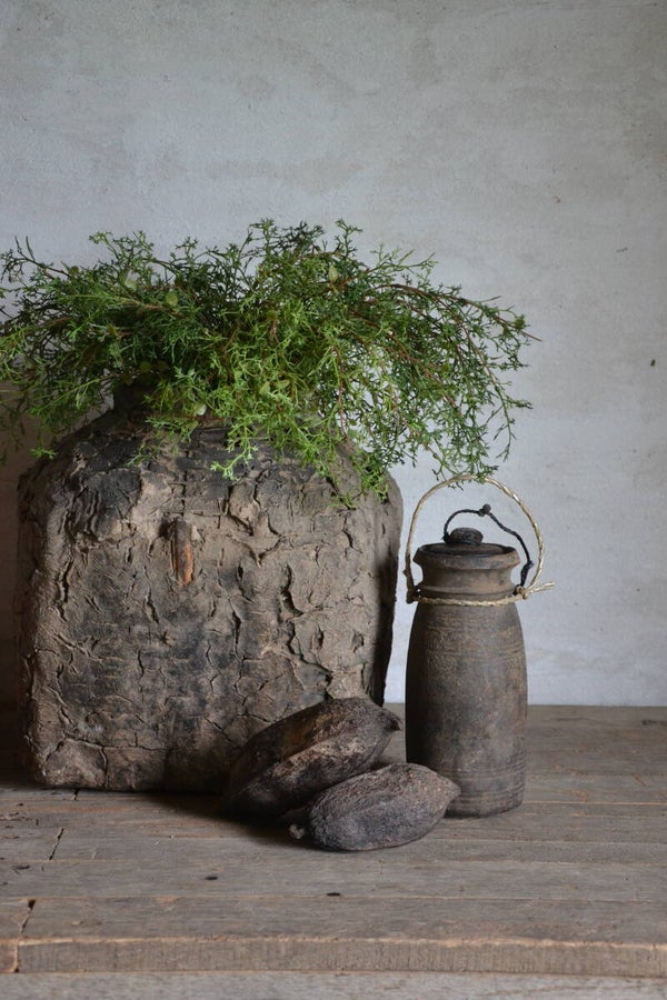Origineel oud Nepalees waterkruikje met deksel