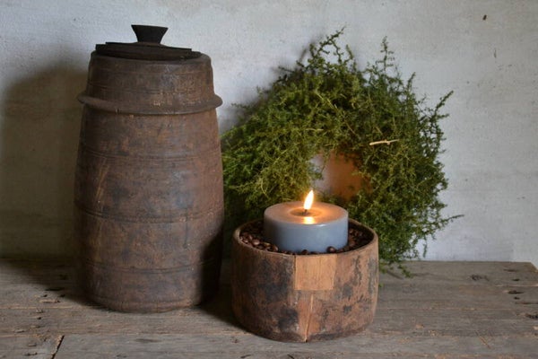 Oud houten potje