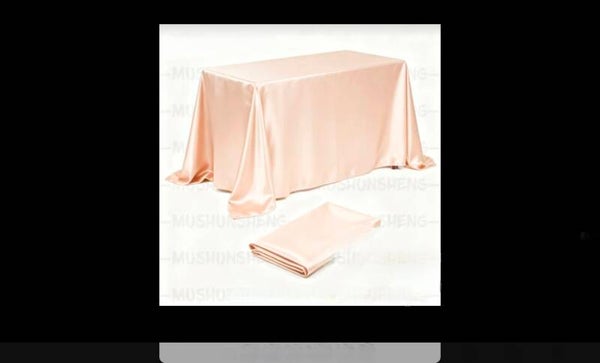 Nappe en satin champagne