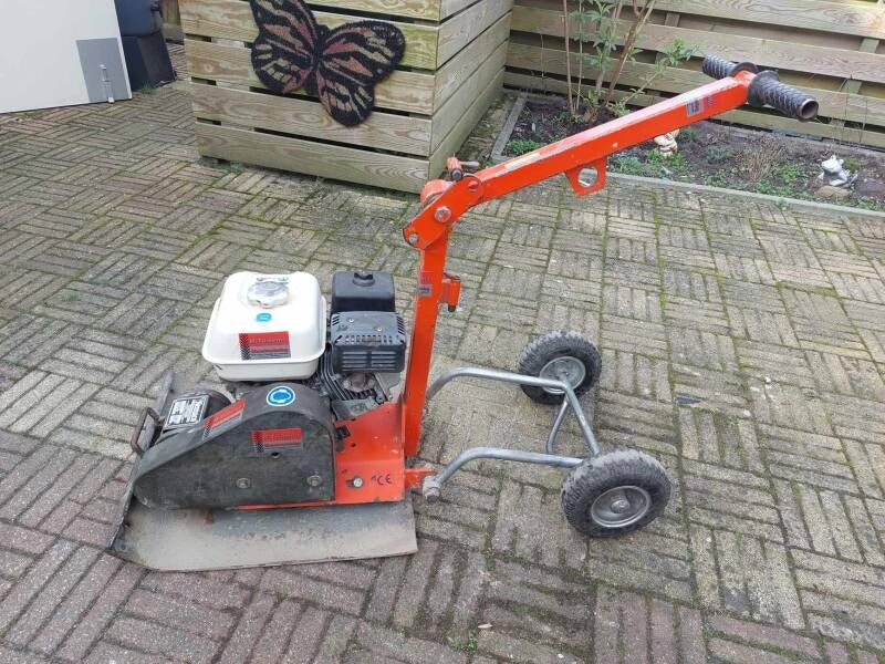 Trilplaat 18 Kn huren ZB-Rent
