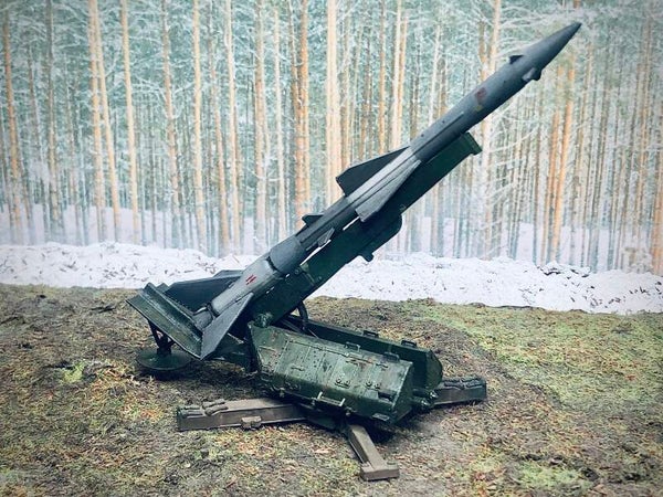 1/72 Universal Models MISSOV01 |  Soviet S-75 Dvina Missile