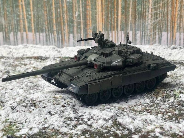 Modelcollect MA7242 | T-90 Main Battle Tank