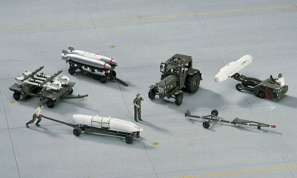 Hasegawa X72-5 | US AIRCRAFT WEAPON LOADING SET