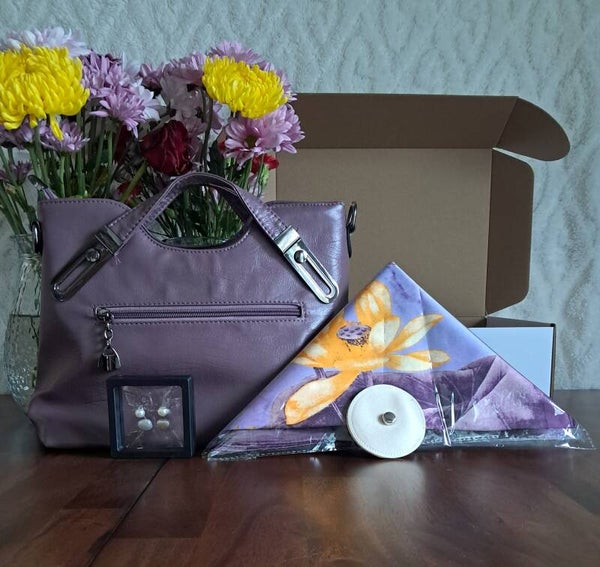 Purple purse box
