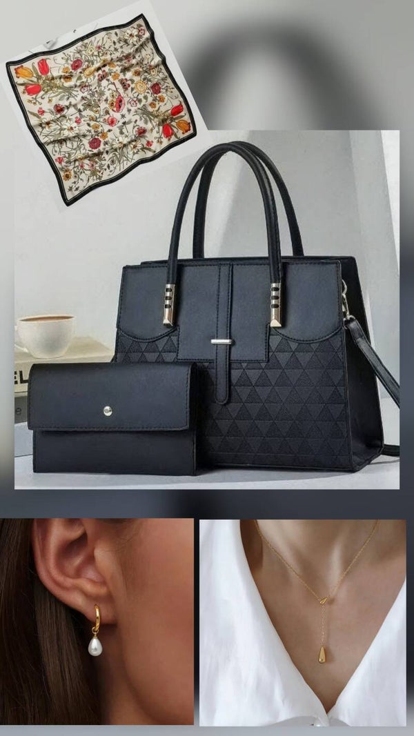 Black purse box