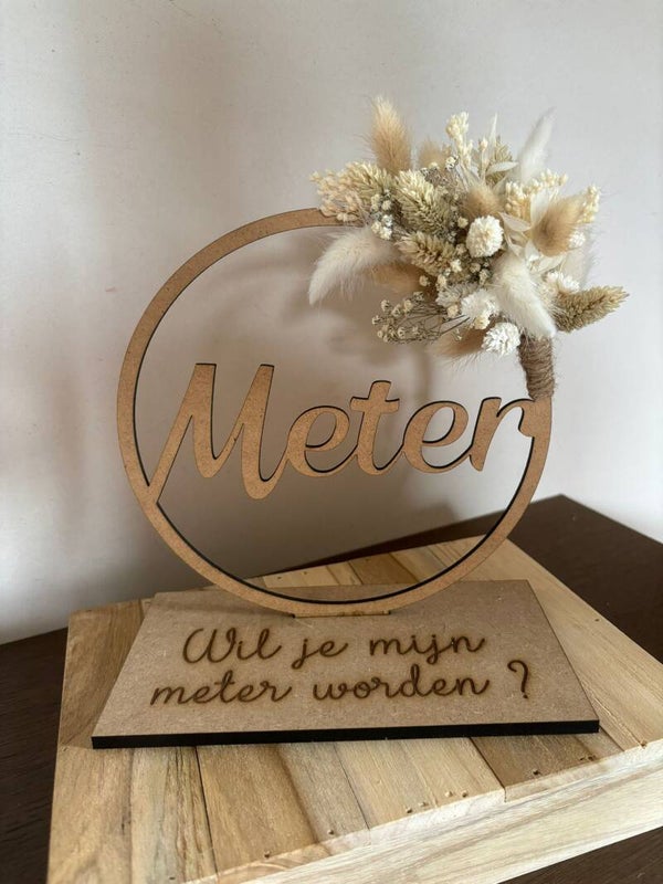 Naamcirkel met droogbloemen