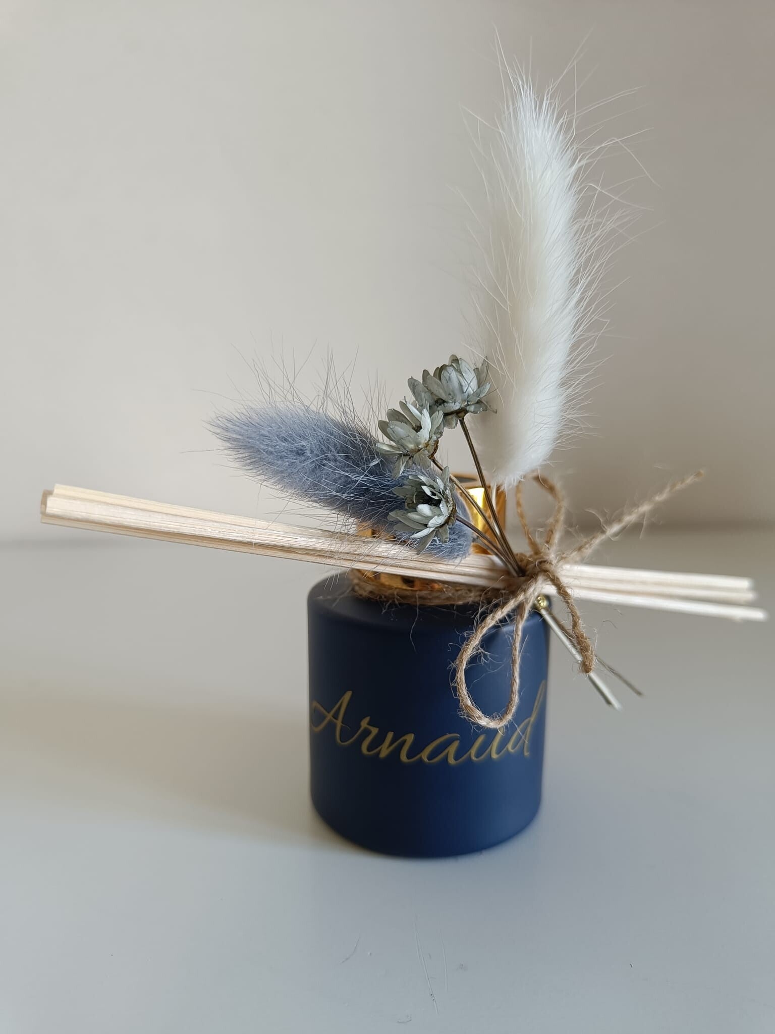 Huisparfum met stokjes