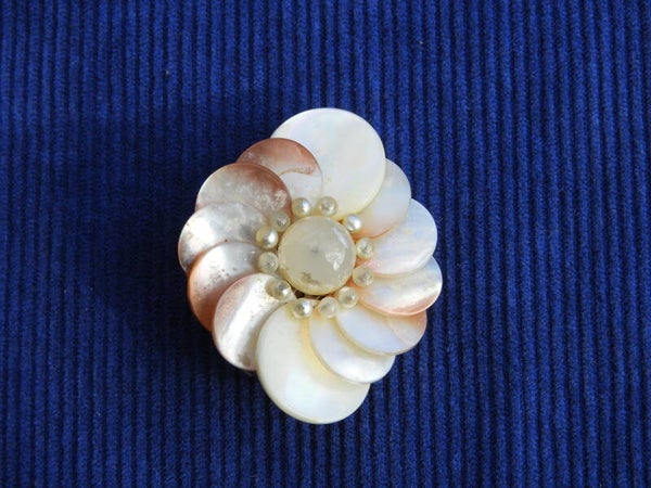 Broche